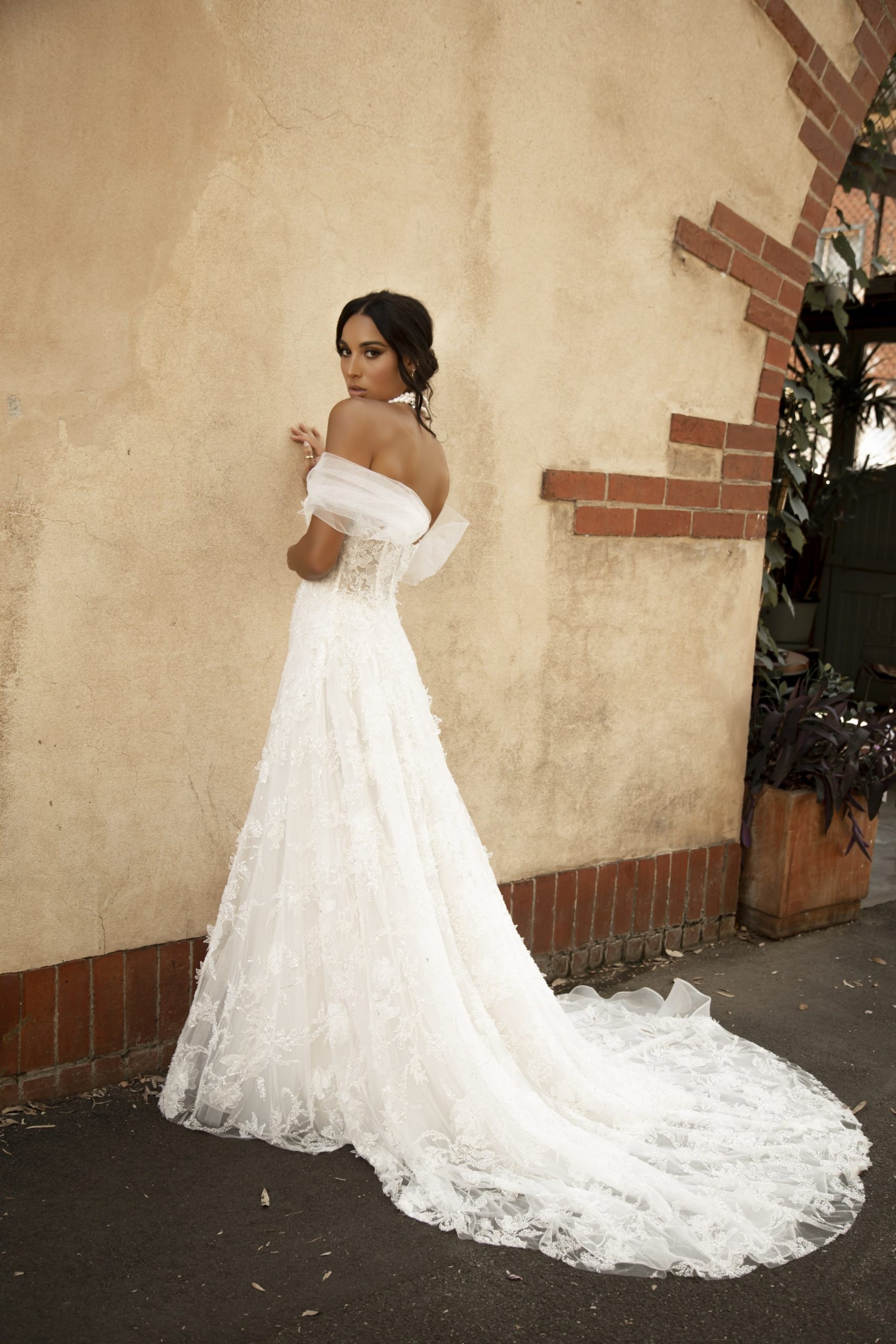 AW2417-1Z-Rohini-3-min ROHINI - You&I Bridal