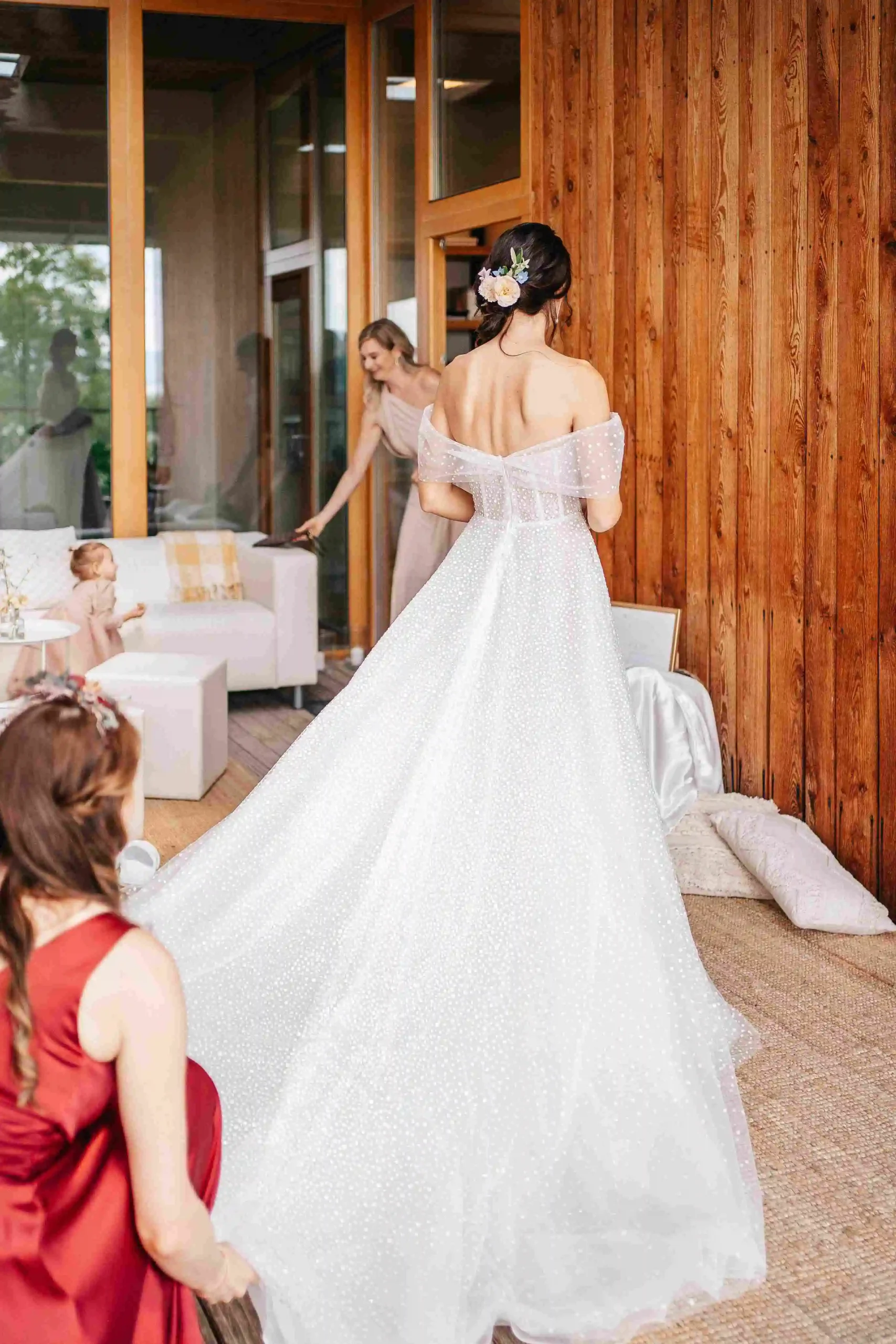 A Real You&I Bridal Bride: ŠÁRKA & MICHAL's Stunning Story - You&I Bridal